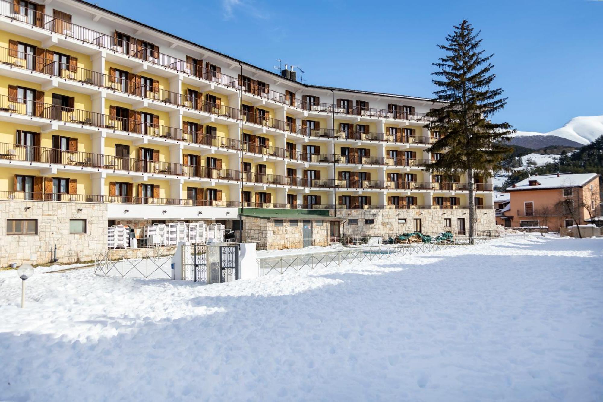 Grand Hotel Del Parco Pescasseroli Zewnętrze zdjęcie